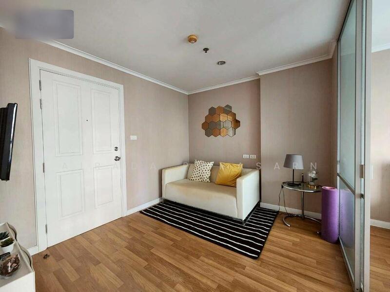 Lumpini Place Ratchayothin, Bangkok, 1484 Phahonyothin Road, Chan Kasem, Chatuchak, Bangkok, 1 Bedroom, 28 sqm, Condo For Rent, by Airada Parasarn, 500030843 - DDproperty.com