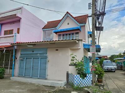 ขาย - ขายบ้านเดี่ยวรีโนเวทใหม่ บ้านมุม ซอยบางแค 55/2 แยก 11 - ขนาด 23.70 ตรว., กรุงเทพ