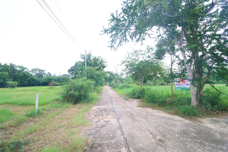 ที่ดิน ใกล้ทะเล หาดเจ้าสำราญ หาดปึกเตียน