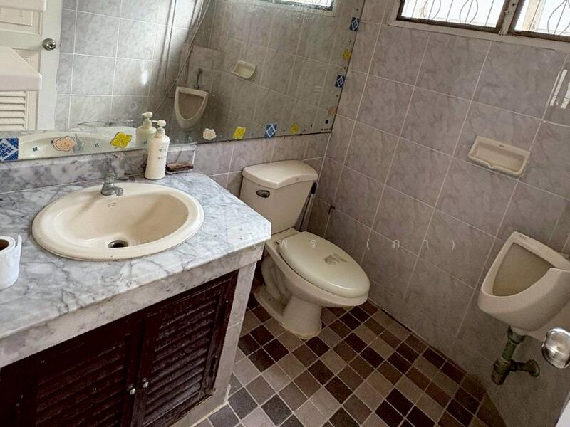 ขาย - Manthana Phraya Suren : มัณฑนา พระยาสุเรนทร์, กรุงเทพ