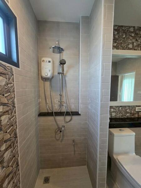 Luxury Pool Villa for Sale in Huay Yai, Chon Buri (Pattaya), Bang Lamung, Bang Lamung (Pattaya), Chon Buri (Pattaya), 3 Bedrooms, 355 sqm, Single Detached House For Sale, by PLC Real Estate, 500031529 - DDproperty.com