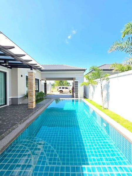 Luxury Pool Villa for Sale in Huay Yai, Chon Buri (Pattaya), Bang Lamung, Bang Lamung (Pattaya), Chon Buri (Pattaya), 3 Bedrooms, 355 sqm, Single Detached House For Sale, by PLC Real Estate, 500031529 - DDproperty.com