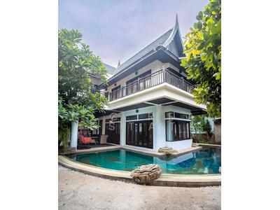 ขาย - ขายวิลล่าหรูพร้อมสระว่ายน้ำ – จอมเทียน, ชลบุรี