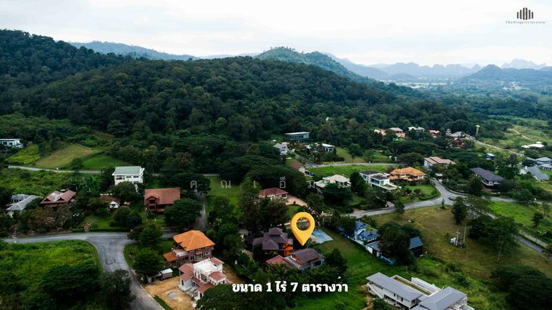 ขายพูลวิลล่าหรูเขาใหญ่ พญาเย็น ปากช่อง วิวเขา บ้าน 2 หลัง 2.5–3 ชั้น ที่ดิน 1 ไร่ ใช้สอย 800 ตร.ม, นครราชสีมา, พญาเย็น, ปากช่อง, นครราชสีมา, 800 ตร.ม., บ้านเดี่ยว ขาย, โดย คุณเอ็มมี่, 500031787 - DDproperty.com