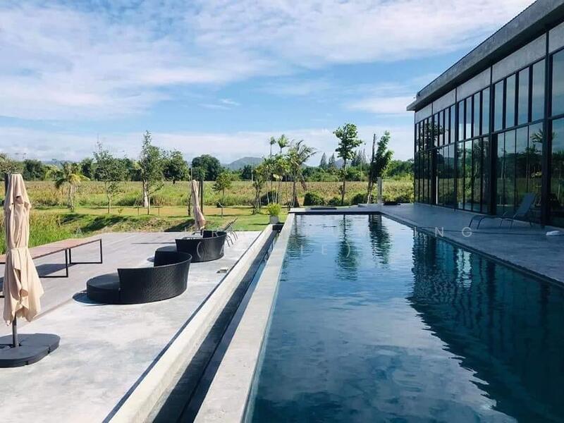 อสังหาฯ ระดับไอคอนิค — พลูวิลล่า ขนาด 1,408 ตร.ม. พร้อมวิวภูเขา, ประจวบคีรีขันธ์, อ่าวน้อย, เมืองประจวบคีรีขันธ์, ประจวบคีรีขันธ์, 1,408 ตร.ม., วิลล่า ขาย, โดย Aonaurai Kumsing (Annie), 500032089 - DDproperty.com