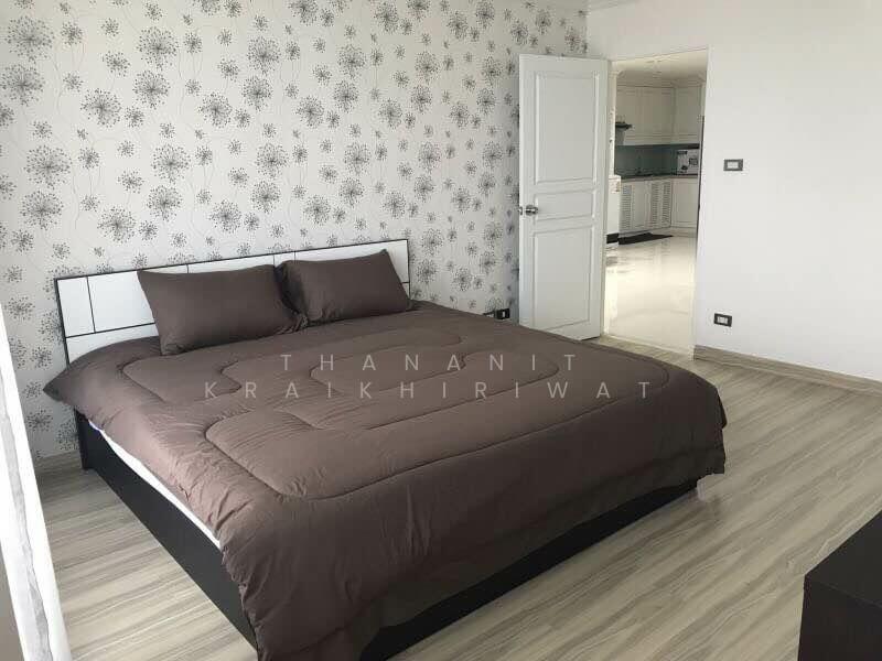 For Sale - Supalai Place Sukhumvit 39, Bangkok