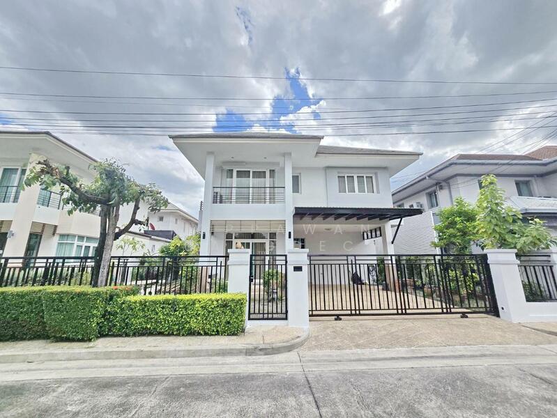 ให้เช่า - ให้เช่า บ้านเดี่ยว 2 ชั้น ทาสีใหม่ทั้งหลัง ถนนเลี่ยงเมืองปากเกร็ด, นนทบุรี