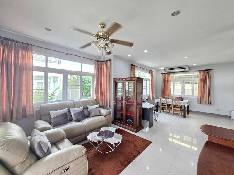 ให้เช่า - ให้เช่า บ้านเดี่ยว 2 ชั้น ทาสีใหม่ทั้งหลัง ถนนเลี่ยงเมืองปากเกร็ด, นนทบุรี