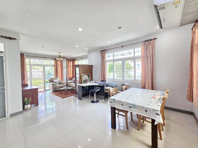 ให้เช่า - ให้เช่า บ้านเดี่ยว 2 ชั้น ทาสีใหม่ทั้งหลัง ถนนเลี่ยงเมืองปากเกร็ด, นนทบุรี