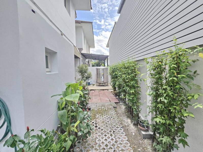 ให้เช่า - ให้เช่า บ้านเดี่ยว 2 ชั้น ทาสีใหม่ทั้งหลัง ถนนเลี่ยงเมืองปากเกร็ด, นนทบุรี