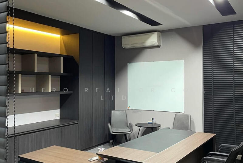 For Rent - For Rent Bangkok Office Space Sukhumvit BTS Bearing BRE26180, Bangkok