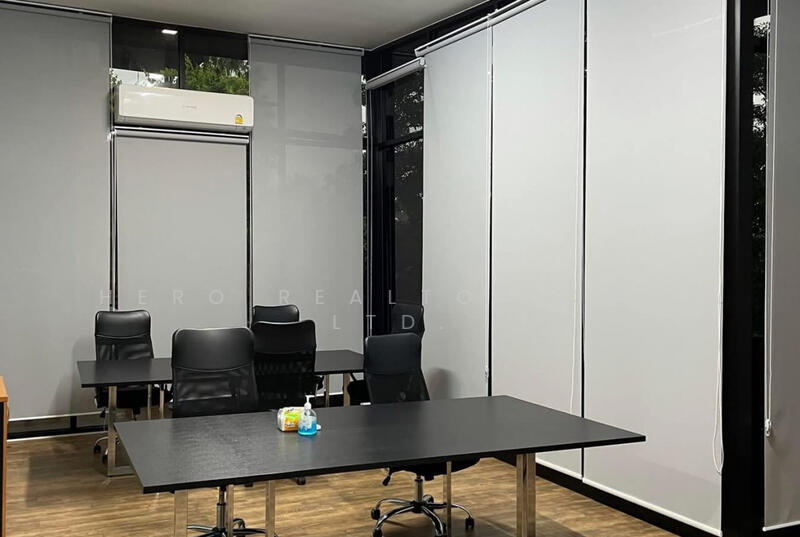 For Rent - For Rent Bangkok Office Space Sukhumvit BTS Bearing BRE26180, Bangkok
