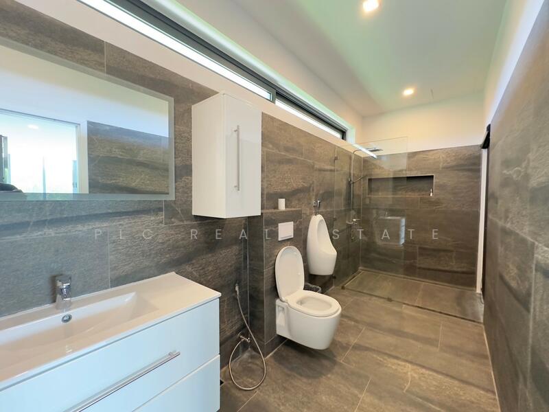 Luxury Pool Villa for Sale – Bang Saray, Chon Buri (Pattaya), Bang Lamung, Bang Lamung (Pattaya), Chon Buri (Pattaya), 4 Bedrooms, 900 sqm, Single Detached House For Sale, by PLC Real Estate, 500032797 - DDproperty.com