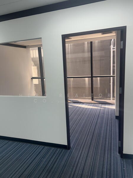 For Rent - For Rent Bangkok Office Space Phloen Chit Pathum Wan BTS Chit Lom BRE26182, Bangkok
