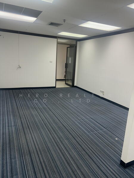 For Rent - For Rent Bangkok Office Space Phloen Chit Pathum Wan BTS Chit Lom BRE26182, Bangkok