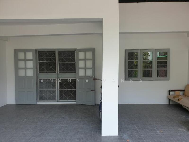 For Rent - 3-BR Townhouse, Bangkok