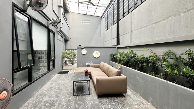 ขาย - ทาวน์เฮ้าส์ พงษ์เพชรวิลล่า 3 ต่อเติมเต็ม ใกล้ แม็คโคร แจ้งวัฒนะ, นนทบุรี