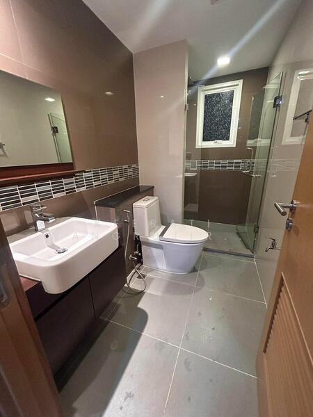 ขาย - InterLux Premier Sukhumvit 13 : อินเตอร์ ลักส์ พรีเมียร์ สุขุมวิท 13, กรุงเทพ