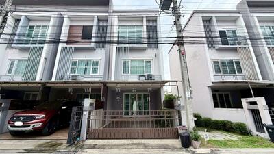 ขาย - ทาวน์โฮม 3 ชั้น ดิ เอ็กซ์คลูซีฟ แคราย - งามวงศ์วาน หลังริม, นนทบุรี