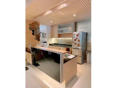 ขาย - Golden Nakara : โกลเด้น นครา, กรุงเทพ