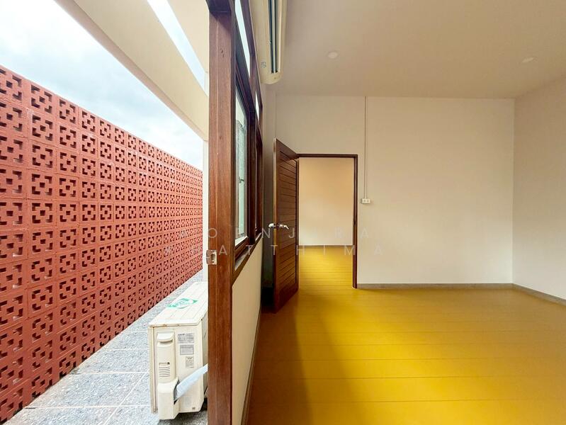 For Rent - Commercial Building 2 units, Chiang Mai