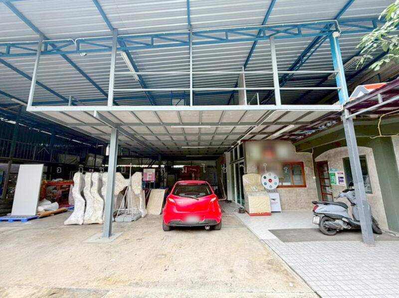 ขายบ้าน พร้อมโกดังเก็บสินค้า ตกแต่งไว้ดีใช้งานได้ทันที 137 ตร.ว. ทำเล ซอยจุลินท์จัดสรร 4, Nonthaburi, Bang Rak Pattana, Bang Bua Thong, Nonthaburi, , 540 sqm, Warehouse/Factory For Sale, by อภิชัย ลิ้มไชยโรจน์, 500033520 - DDproperty.com