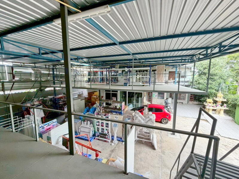 ขายบ้าน พร้อมโกดังเก็บสินค้า ตกแต่งไว้ดีใช้งานได้ทันที 137 ตร.ว. ทำเล ซอยจุลินท์จัดสรร 4, Nonthaburi, Bang Rak Pattana, Bang Bua Thong, Nonthaburi, , 540 sqm, Warehouse/Factory For Sale, by อภิชัย ลิ้มไชยโรจน์, 500033520 - DDproperty.com