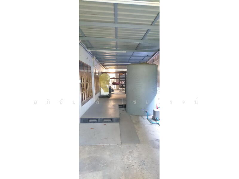 ขาย - ขายโฮมออฟฟิศ พร้อมโกดังเก็บสินค้า ตกแต่งไว้ดีใช้งานได้ทันที 137 ตร.ว. ทำเล ซอยจุลินท์จัดสรร 4, นนทบุรี