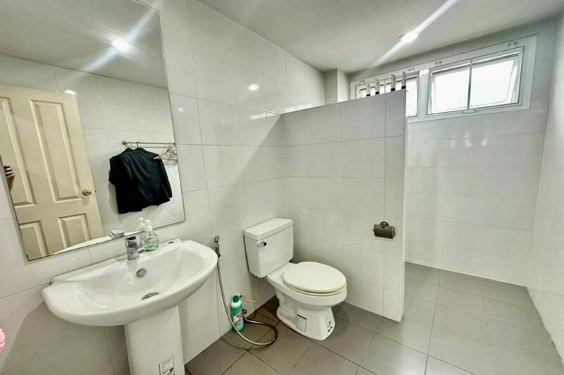 ขายทาวน์โฮม 3ชั้น 18ตร.วา ลาดพร้าว นาคนิวาส 27, Bangkok, Lat Phrao, Lat Phrao, Bangkok, 3 Bedrooms, 155 sqm, Townhouse For Sale, by คุณเปิ้ล, 500033561 - DDproperty.com