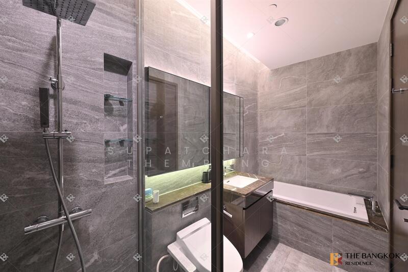 The Esse Sukhumvit 36, Bangkok, Soi Sukhumvit 36, Sukhumvit Road, Phra Kanong, Khlong Toei, Bangkok, 1 Bedroom, 38 sqm, Condo For Rent, by Nicha Peerakittikul, 500033647 - DDproperty.com