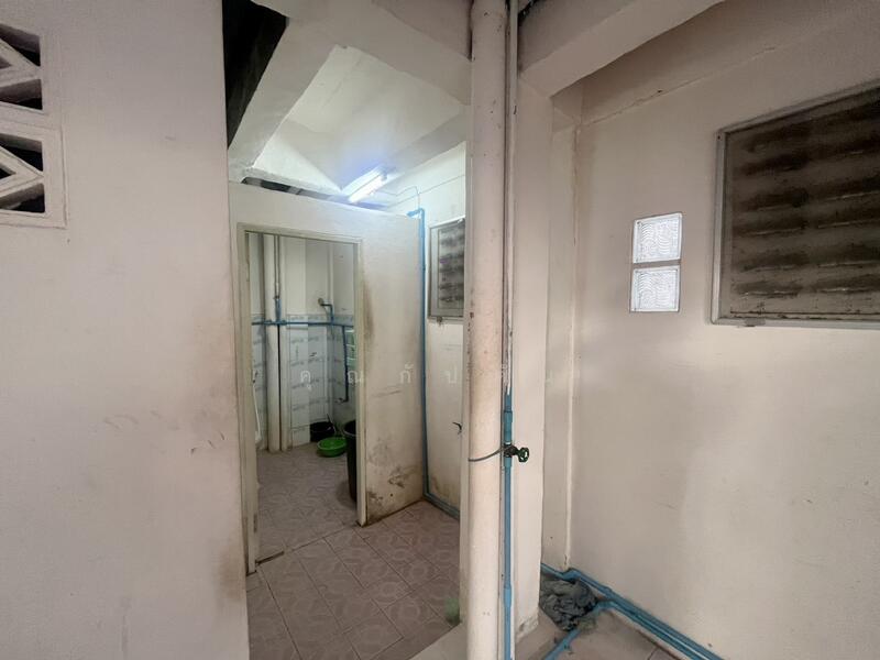 ขาย - เริ่มลงทุนวันนี้ หากบริหารดี ๆ อาจได้ผลตอบแทนถึง 10% ต่อปี!!!! ขายหอพัก 3 ชั้น 8 ห้อง ในซอยจรัญฯ 33, กรุงเทพ