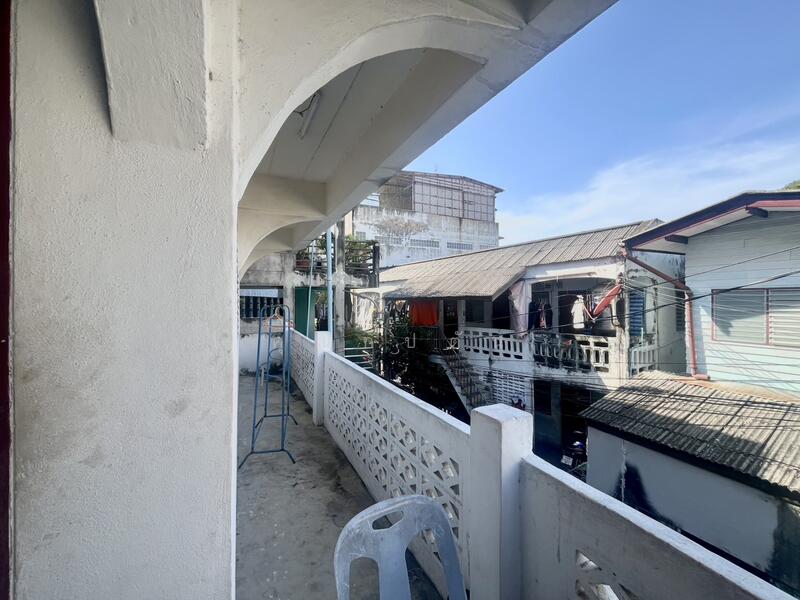 ขาย - เริ่มลงทุนวันนี้ หากบริหารดี ๆ อาจได้ผลตอบแทนถึง 10% ต่อปี!!!! ขายหอพัก 3 ชั้น 8 ห้อง ในซอยจรัญฯ 33, กรุงเทพ