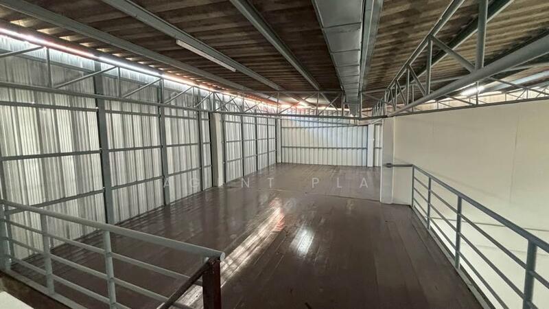 ให้เช่า - Warehouse with office for rent near ICONSIAM (SPSAD3646), กรุงเทพ