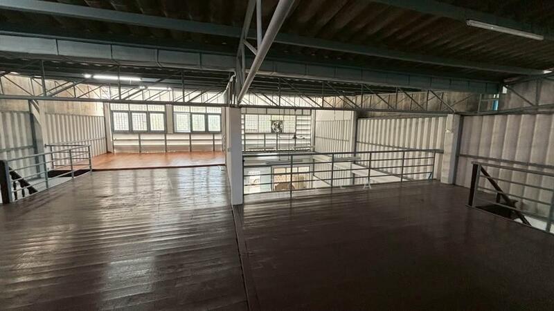 ให้เช่า - Warehouse with office for rent near ICONSIAM (SPSAD3646), กรุงเทพ