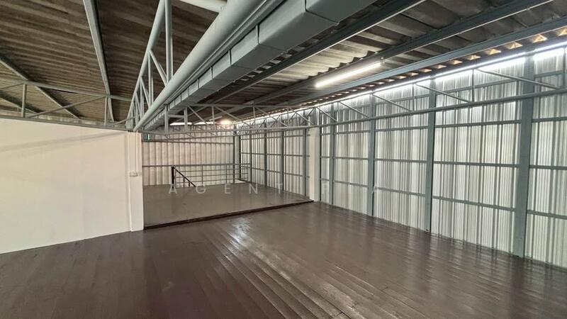 ให้เช่า - Warehouse with office for rent near ICONSIAM (SPSAD3646), กรุงเทพ