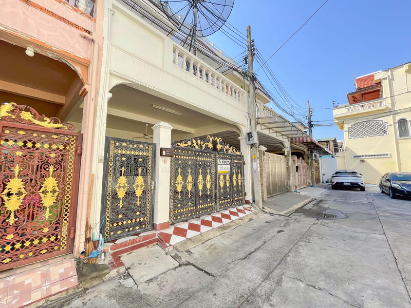 หมู่บ้าน สมชาย, กรุงเทพ, จรัญสนิทวงศ์, วัดท่าพระ, บางกอกใหญ่, กรุงเทพ, 300 ตร.ม., ทาวน์เฮ้าส์ ขาย, โดย กัณฐ์ณิศา ธัญวัฒนเกริกกุล, 500033890 - DDproperty.com