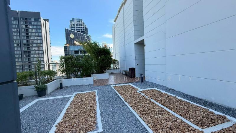 Siri At Sukhumvit, Bangkok, 902 Sukhumvit Road, Phra Kanong, Khlong Toei, Bangkok, 3 Bedrooms, 100 sqm, Condo For Sale, by Connex Property, 500033956 - DDproperty.com