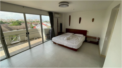 ขาย - Tara Ruen Ake : ธาราเรือนเอก, กรุงเทพ