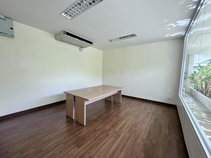 For Rent - Office Space for Rent in the Heart of Rayong ,Prime Location Near Central Rayong and Big C, 200 m Ta, Rayong