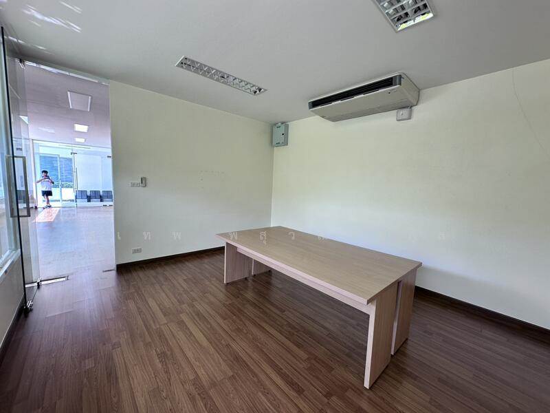 For Rent - Office Space for Rent in the Heart of Rayong ,Prime Location Near Central Rayong and Big C, 200 m Ta, Rayong