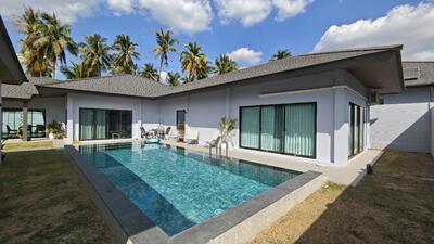 ขาย - ขายวิลล่าพร้อมสระว่ายน้ำส่วนตัวในห้วยใหญ่ พัทยา, ชลบุรี