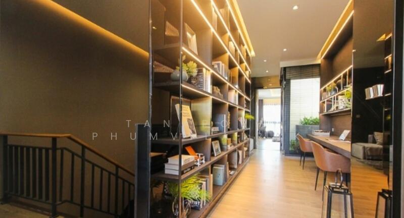 For Sale - Altitude Mastery Sukhumvit, Bangkok