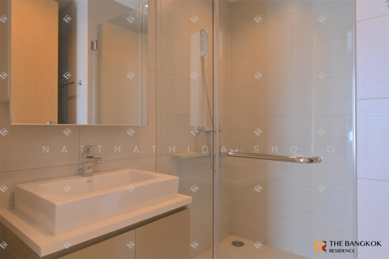 Siri At Sukhumvit, Bangkok, 902 Sukhumvit Road, Phra Kanong, Khlong Toei, Bangkok, 2 Bedrooms, 69 sqm, Condo For Sale, by Sirirut Havee Akehurst, 500034944 - DDproperty.com