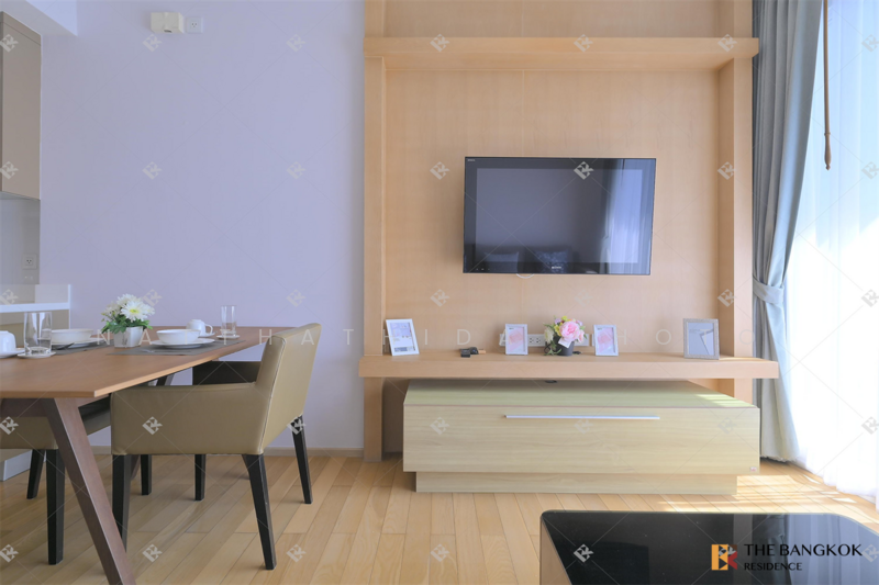 Siri At Sukhumvit, Bangkok, 902 Sukhumvit Road, Phra Kanong, Khlong Toei, Bangkok, 2 Bedrooms, 69 sqm, Condo For Sale, by Sirirut Havee Akehurst, 500034944 - DDproperty.com