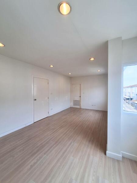 For Sale - Taradee Ratchapreuk, Nonthaburi