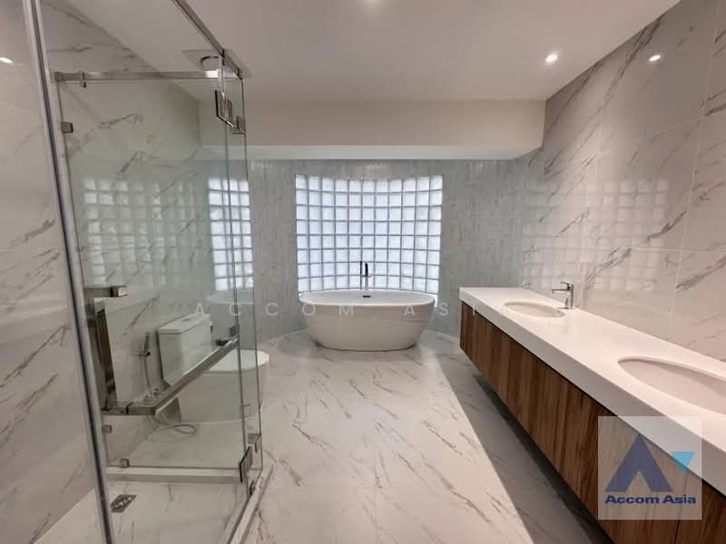Le Raffine Sukhumvit 24, Bangkok, Soi Sukhumvit 24, Khong Tan, Khlong Toei, Bangkok, 3 Bedrooms, 370 sqm, Condo For Rent, by Accom Asia, 500035228 - DDproperty.com