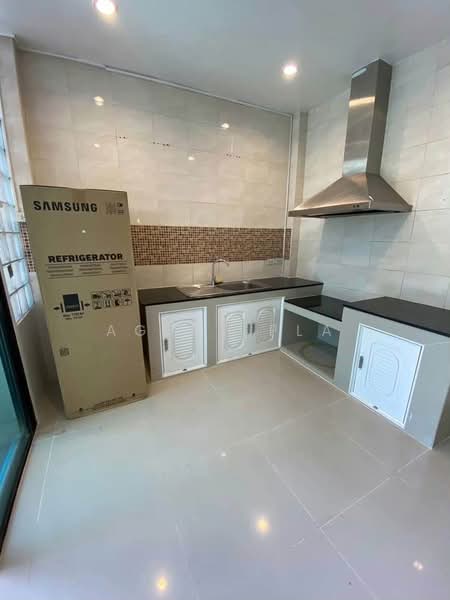 Areeya Mandarina Sukhumvit 77 : อารียา แมนดารีนา สุขุมวิท 77, กรุงเทพ, ถนนสุขุมวิท 77 (อ่อนนุช), สวนหลวง, กรุงเทพ, 200 ตร.ม., ทาวน์เฮ้าส์ ให้เช่า, โดย Agent Pla, 500035460 - DDproperty.com
