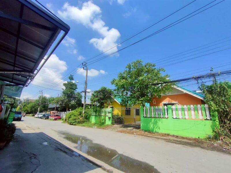 For Sale - บ้านเช่า 100 ตร.ว. ซอยนวมินทร์74 แยก 9, Bangkok