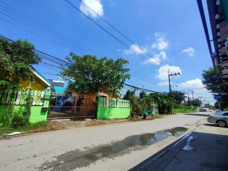 ขาย - บ้านเช่า 100 ตร.ว. ซอยนวมินทร์74 แยก 9, กรุงเทพ