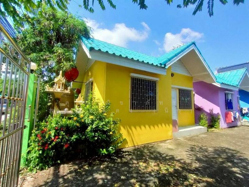 For Sale - บ้านเช่า 100 ตร.ว. ซอยนวมินทร์74 แยก 9, Bangkok